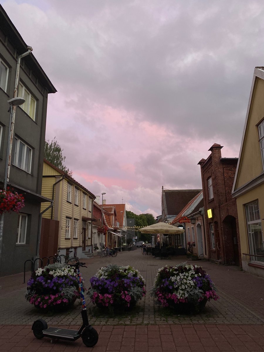 EM_ILGSPD's tweet photo. On July 25-29, ILGSPD students attended the Martens Summer School on International Law at the University of Tartu, taking place in the town of Pärnu. @unitartu
#students #summerschool #erasmusmundus #exploringpärnu https://t.co/jEY3zy2Cp9