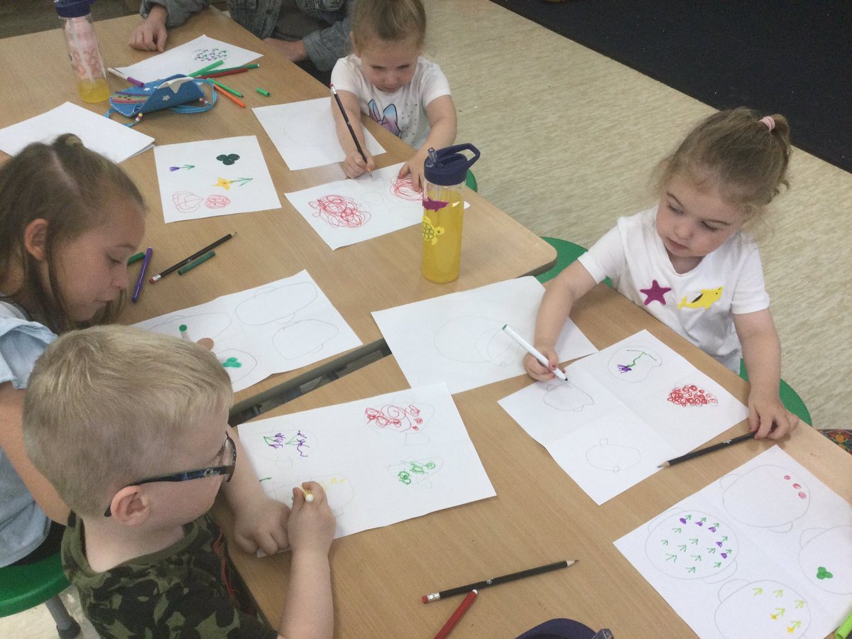 CaldiPrimary's tweet image. We created portraits and emblems of patron saints for our United Kingdom holiday club project
#discoveringwhatispossible 
@AETAcademies @CNicholson_Edu @Tees_Issues @MbroCouncil