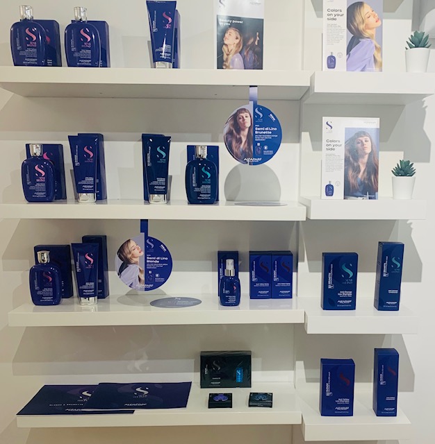 BenHouseLofts1's tweet photo. Our stylists are here to help our clients to choose the right products to protect their colour investment #SemidiLino – we stock a full range of #Alfaparf essentials. https://t.co/lu4KM9V47o