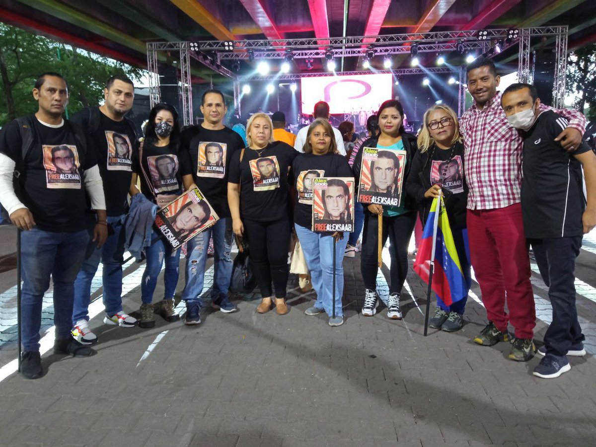 LauraRebelde16's tweet photo. #3Aug|| In all corners of Venezuela, support is growing in defense of diplomat Alex Saab, kidnapped by the North American empire.
#BringAlexHome
@NicolasMaduro
@StateSPEHA
@UsEmbassyve
@SecBlinken
@StateDept
Taiwan https://t.co/YiO9TTdWKp