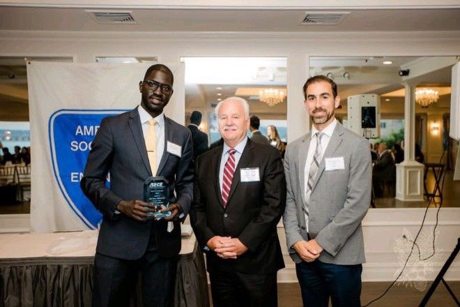 BachouBachir's tweet photo. | Le Sénégalais Mor Diao est élu meilleur ingénieur en génie civil aux États-Unis 

Originaire de Dahra Djoloff au Sénégal, Mor Diao a reçu cette prestigieuse distinction du Americain society of civil engineers (ASCE) qui est créée depuis 1852.

Établi aux États-Unis depuis les👇🏾 https://t.co/WUhdJAuXpi