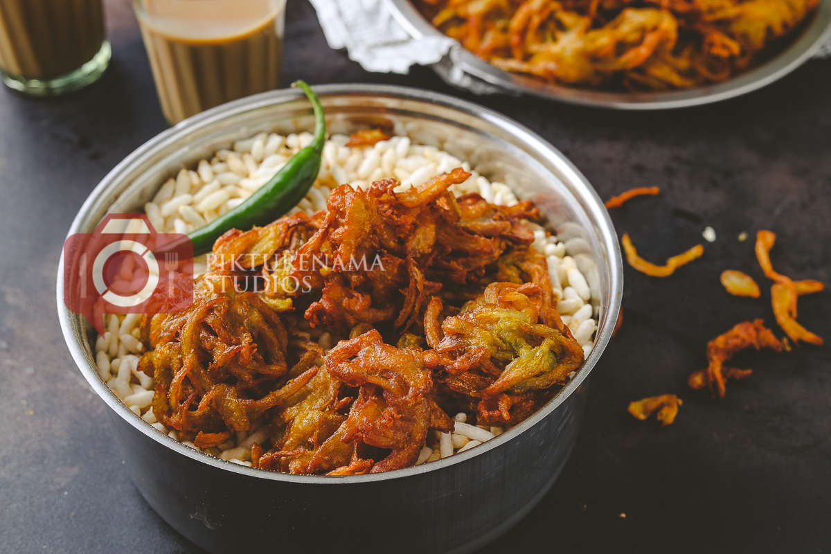 HolbrooksScott's tweet photo. Peyaji or Onion Fritters or Pyaz ke pakode
No matter what you call them, these onion fritters are the best evening snack with tea on a monsoon evening.
#onionfritters #peyaji #monson #monsoonspecial #pakode #pyazpakoda #recipes
click here for recipe ๐
https://t.co/WVYPMATpdn https://t.co/zEtYKANzwb