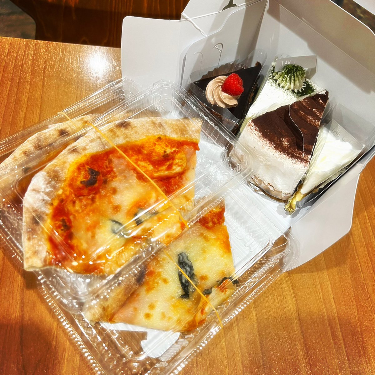 KawashimaNoriko's tweet photo. 8月2日（火）
『街中ハッピー⭐︎レポート』
#大和市 #中央林間
#TAKBAR #タクバル
@TAKCAFE 
#おひとりさま
#ファミリー
https://t.co/vBGpUuOg8n https://t.co/VmlWVUD9Tf
