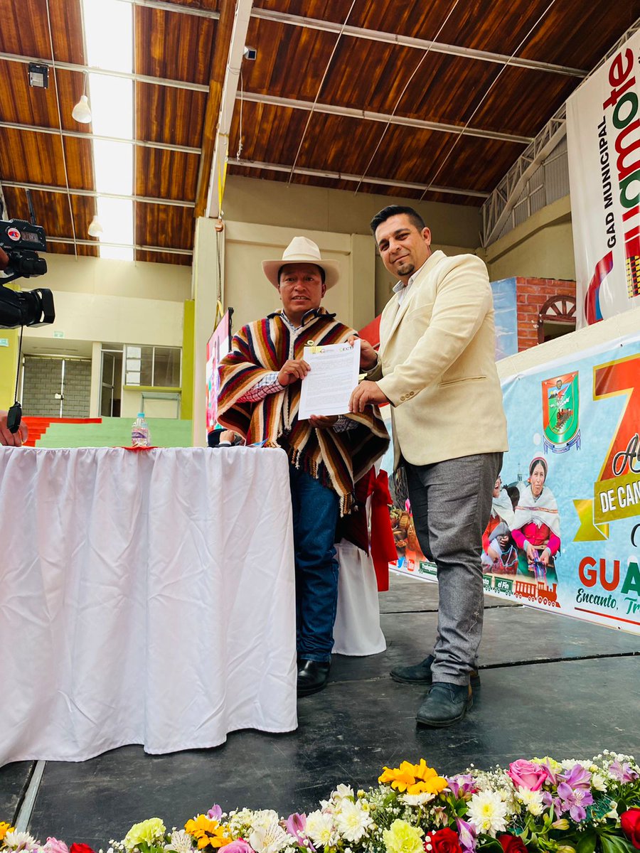 Firma de convenio CECTI - GAD de GUAMOTE. Mejoramos la vida de los pobladores.