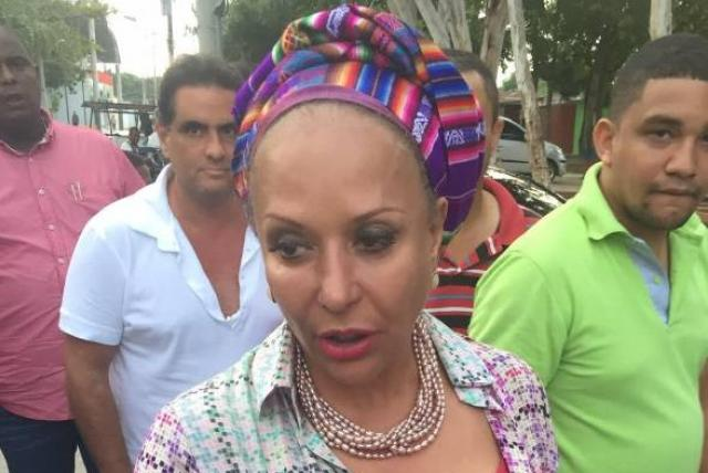 CESARAMEJIA's tweet photo. #PasadoDeModa callar y mostrar complacencia ante la candidatura de individuos como @piedadcordoba @ComunesCoL , con incontables delitos y crímenes en sus espaldas; @alexflorezh con denuncias por corrupción y violación. En fin, dejar de mostrar la verdad de todos ellos. Solo 2 ej. https://t.co/hr5GLfBljy