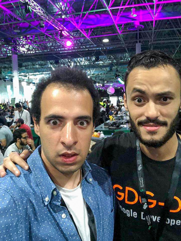 mohamedsami_72's tweet photo. عزيزي المشاهد من اربع سنين قابلت واحد من أجمل وأمتع وأخف الشخصيات اللي قابلتها في حياتي✋❤💙😎
@Da7eee7 ✊😍
#الدحيح
#da7ee7 #ahmed_elghandour #hajj_hackathon #هاكاثون_الحج https://t.co/X5YPRG1TeF