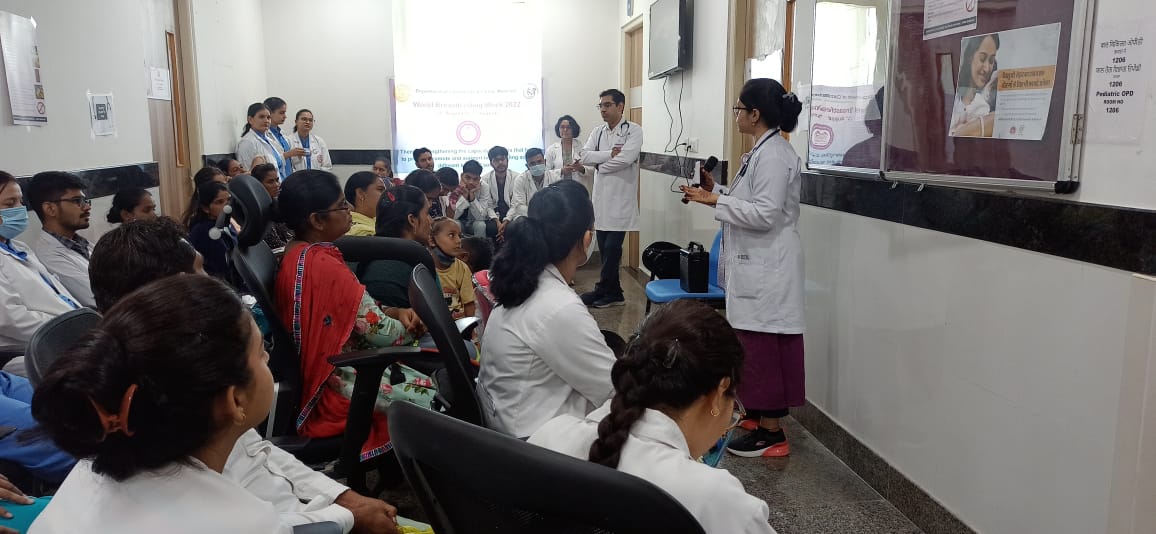 CFMAIIMSBti's tweet photo. Breastfeeding sensitization activity among mothers in OPD premises of AIIMS Bathinda
#worldbreastfeedingweek2022 
#StepUp4Breastfeeding https://t.co/wv87ENKCq0