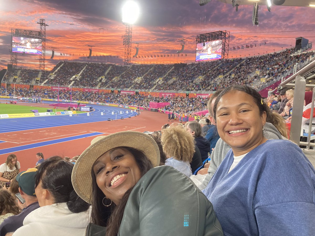 Jennifer Pearson tweet media