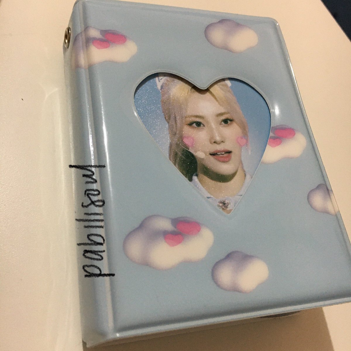 pabilisoul's tweet photo. wts lfb ph

1p blue coral tree coraltree pvc collect book collbook cloud ver. 

₱400, payo only
7/10 condi (wrinkled sleeves)
read https://t.co/OWtGMecWDY 
reply/dm to claim https://t.co/d7LvRqNVlp