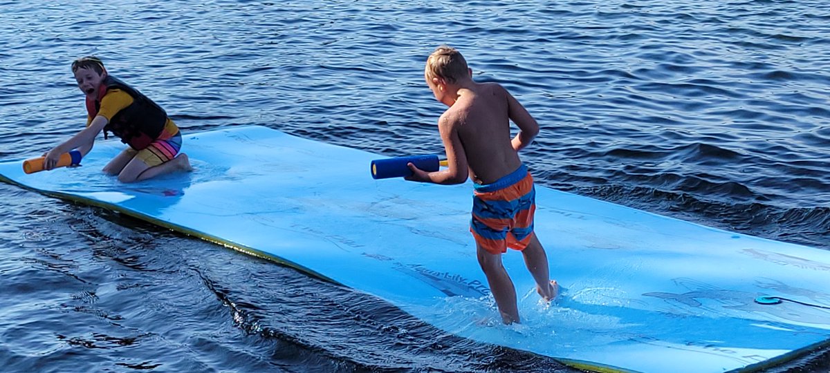 Now this is lake life! #serpentlake #cabin cast @BelindaKARE11