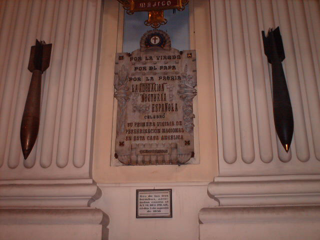 razonmasfe2's tweet photo. El 3 de agosto es el "Aniversario del bombardeo de la Basílica del Pilar por el Frente Popular, 03/08/1936. El Milagro de las bombas" https://t.co/iE754YOQqU