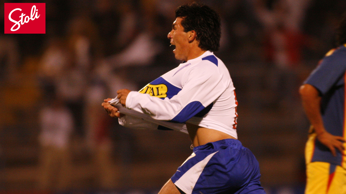 Cruzados's tweet photo. Hoy está de cumpleaños un formado en casa que ha dejado en alto el nombre de #LosCruzados en 🇦🇷, 🇪🇸, 🇬🇧, 🇮🇹, 🇹🇷 

¡Felicidades en tu día, @MedelPitbull! 🎂 Te saludamos desde tu querida Franja, la que siempre será tu casa 🏠 ❤️ 

#EfemérideCruzada ⚪🔵 #EfemérideStoli https://t.co/oW6kpRrcdt