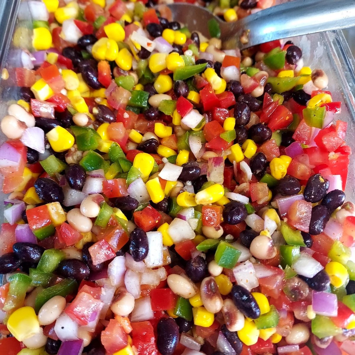 PearlStreetBrew's tweet photo. See you at Free Wheelinβ Wednesdays (today)! The Chili Revolution will be in the parking lot slinging coulee caviar!
#couleecaviar #burrito #partywithpsb #craftbeer https://t.co/03P7qkwyzl