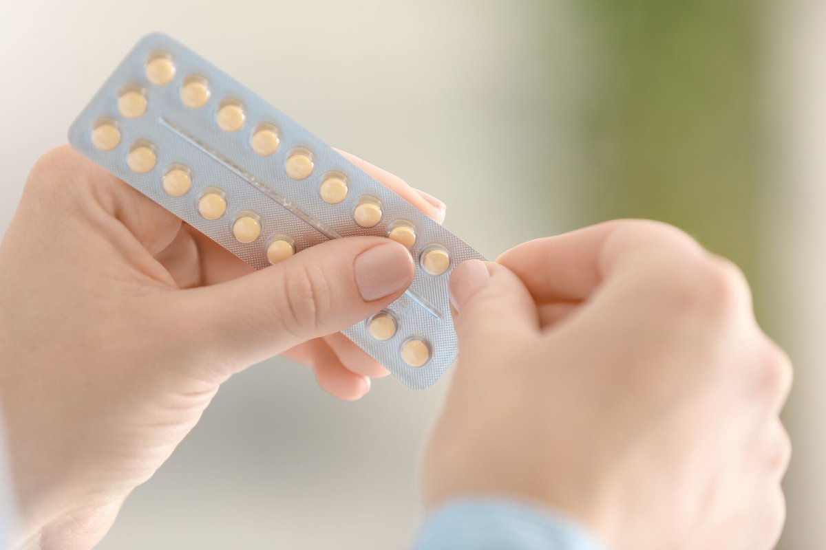 Govgg's tweet photo. A report released by Public Health shows conceptions to those aged under-18 in Guernsey/Alderney have reached a record low, averaging 4 per year from 2019-21. As a rate this is 4.3 per 1,000. The latest rate in England &amp; Wales was 15.2 per 1,000.

More at: https://t.co/hXFa4sRI8N https://t.co/qQ9LIRX3hI