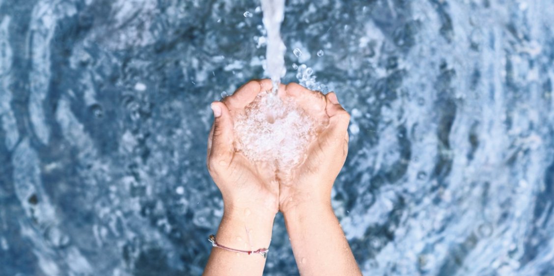 lifegate's tweet photo. Per eliminare la #plastica dai fiumi e dai mari ci sono anche le aziende virtuose come @grohe, che la eliminano dall’82% degli imballaggi e supportano i progetti a tutela delle acque come #Plasticless di @LifeGate. Leggi qui
https://t.co/se13Tia4W8 https://t.co/VZUjrNcjj7