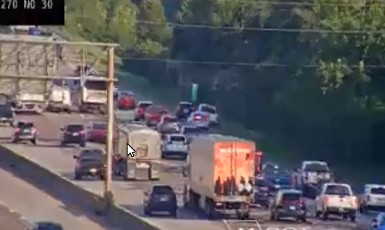 amugaverotv's tweet photo. #TraffiAlert: Crash at 270 northbound past Gravois. Blocking the Right shoulder @FOX2now https://t.co/liWqZalxKn
