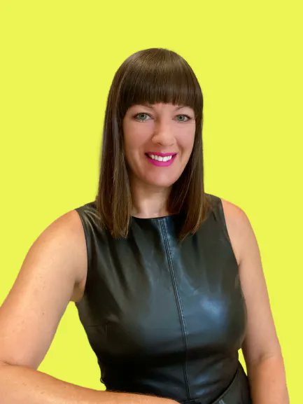 QuirkCareer's tweet photo. Check out the brand new FREE career guide I developed that will help you start rebuilding your confidence. I've already gotten feedback about the guide and it's a hit! Snatch yours up while I'm still promoting it. https://t.co/0WBiNiOAyP 
#careerguide #confidence https://t.co/Icj4Oe2HL4