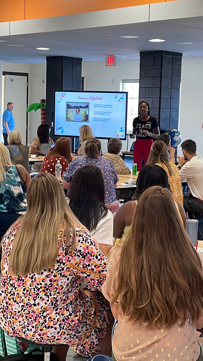 Erin Darnell tweet media