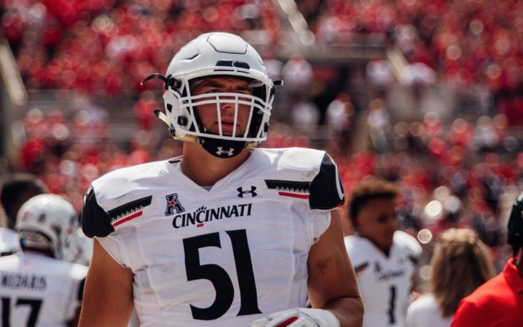 2023 NFL Draft Prospect Interview: Lorenz Metz, OL, University of Cincinnati nfldraftdiamonds.com/2022/08/lorenz… #NFL #NFLDraftNews