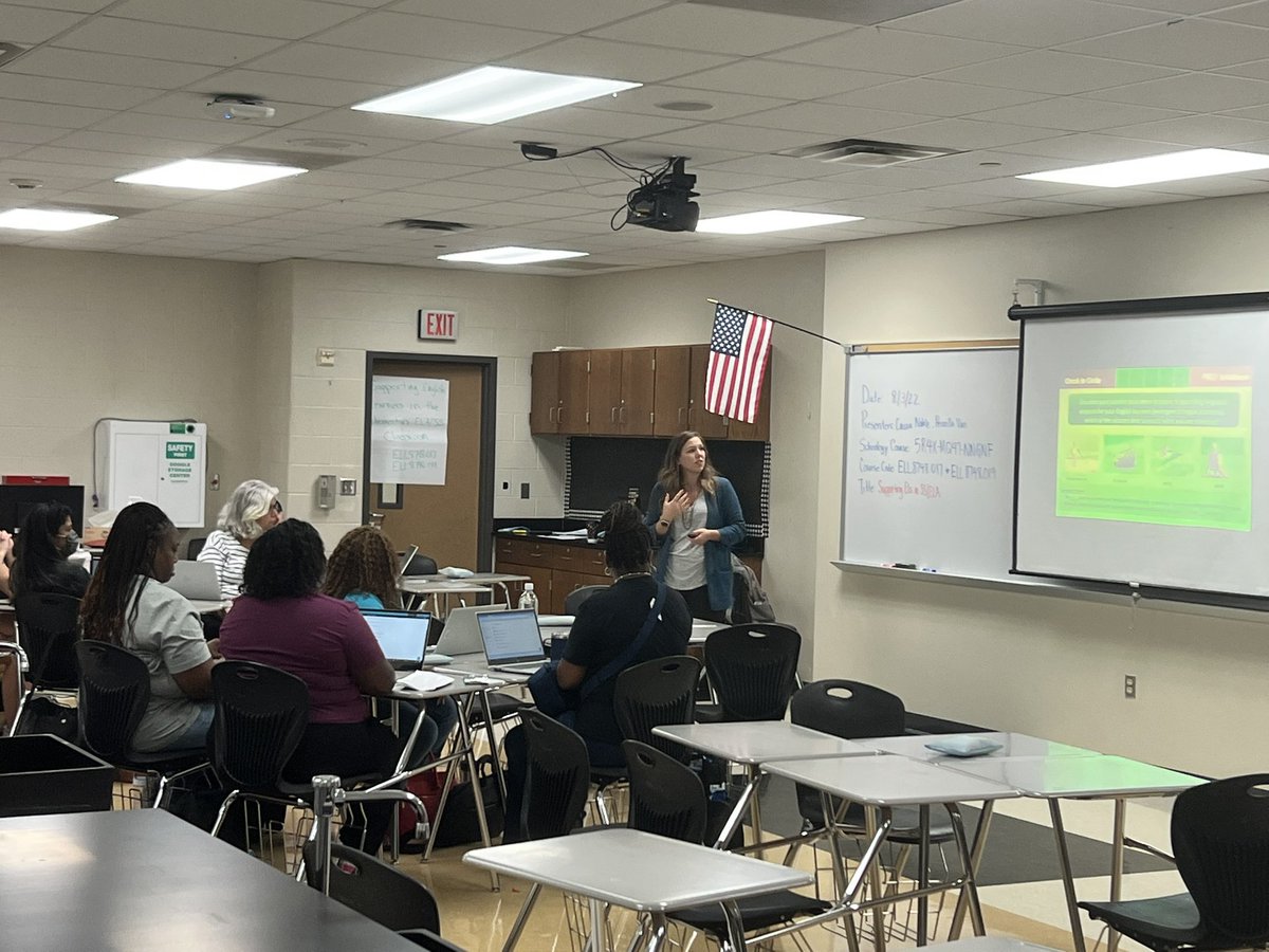 Kicking off great learning with <a href="/MrsN_ESL/">Cassie Noble, M.Ed</a> around supporting ELs in Social Studies and ELA! #FBISDlearns