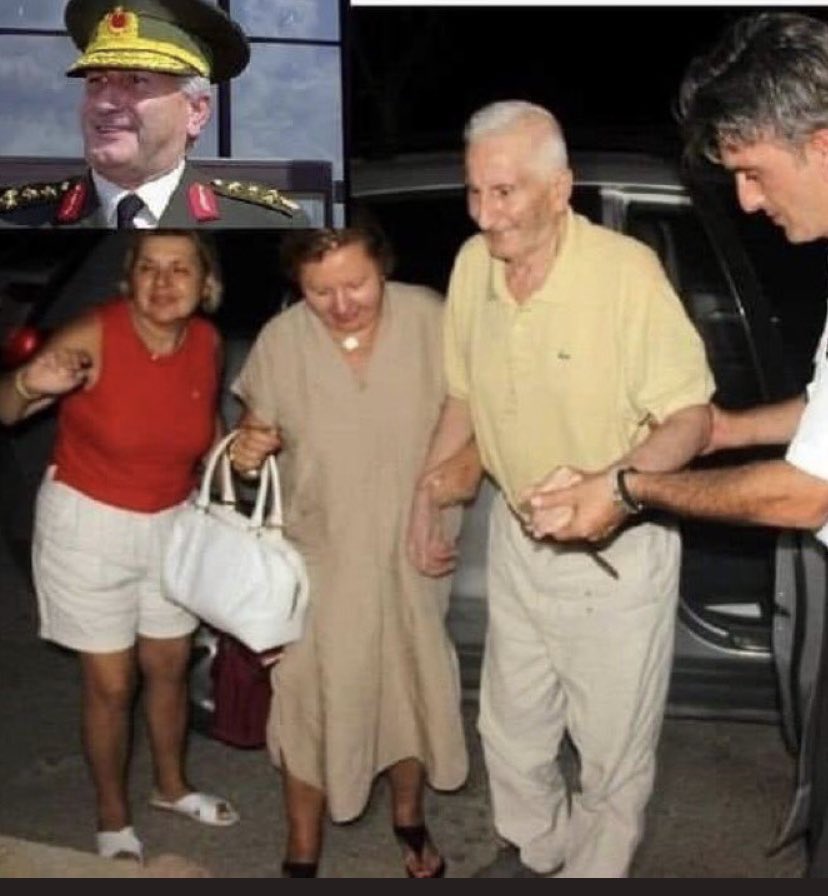 samiltayyar27's tweet photo. Aşık Veysel’in dediği gibi;

‘Gören göze ibret vardır her şeyde.’ https://t.co/xq7J8eCokT
