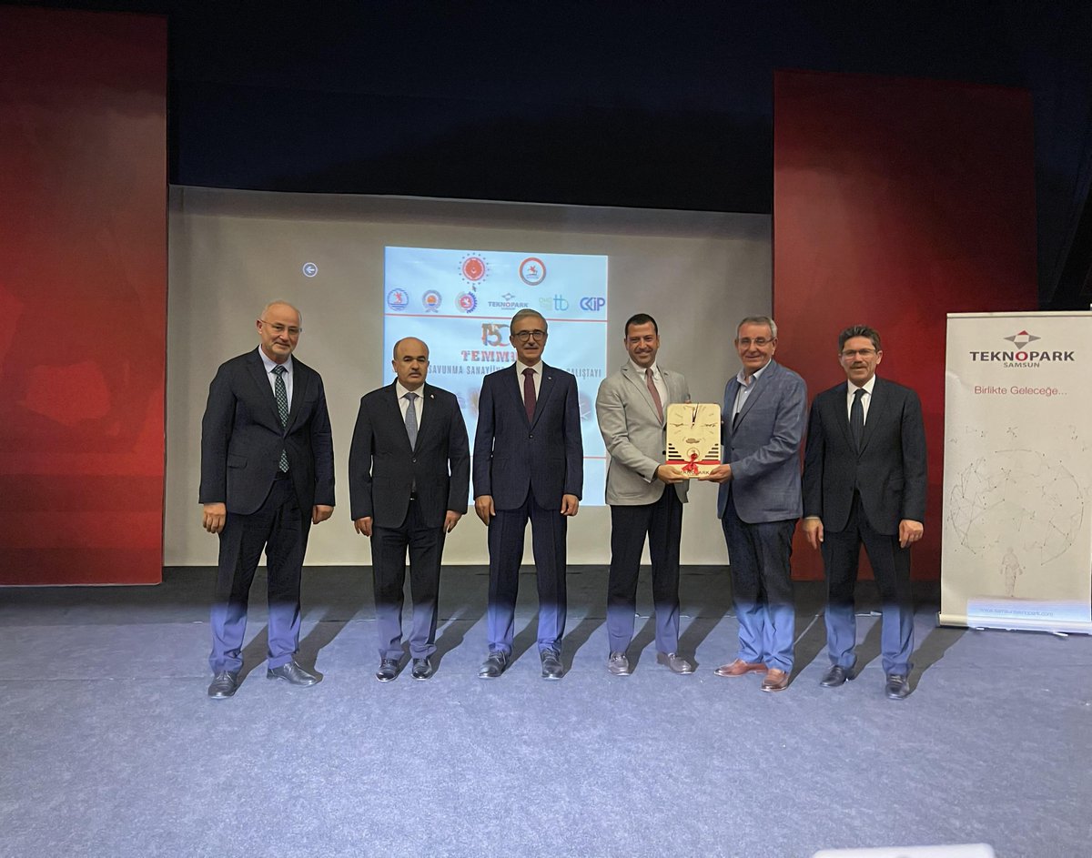 MSI_Dergisi's tweet photo. Prof. İsmail Demir Makes Shooting Practice with CANiK M2 QCB
➡️ For the rest of this news article click here: https://t.co/XHua2IlRtg
#Msitdr #defenceindustry #machinegun #M2QCB #CANiK
@canikarms @canikusa @Ddm_Aral @aral_utku @AhmetEmrezata1 https://t.co/Gs6U1FEgn5