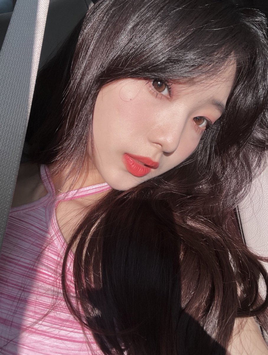 best of im yeojin (@yeojinlooks) on Twitter photo 