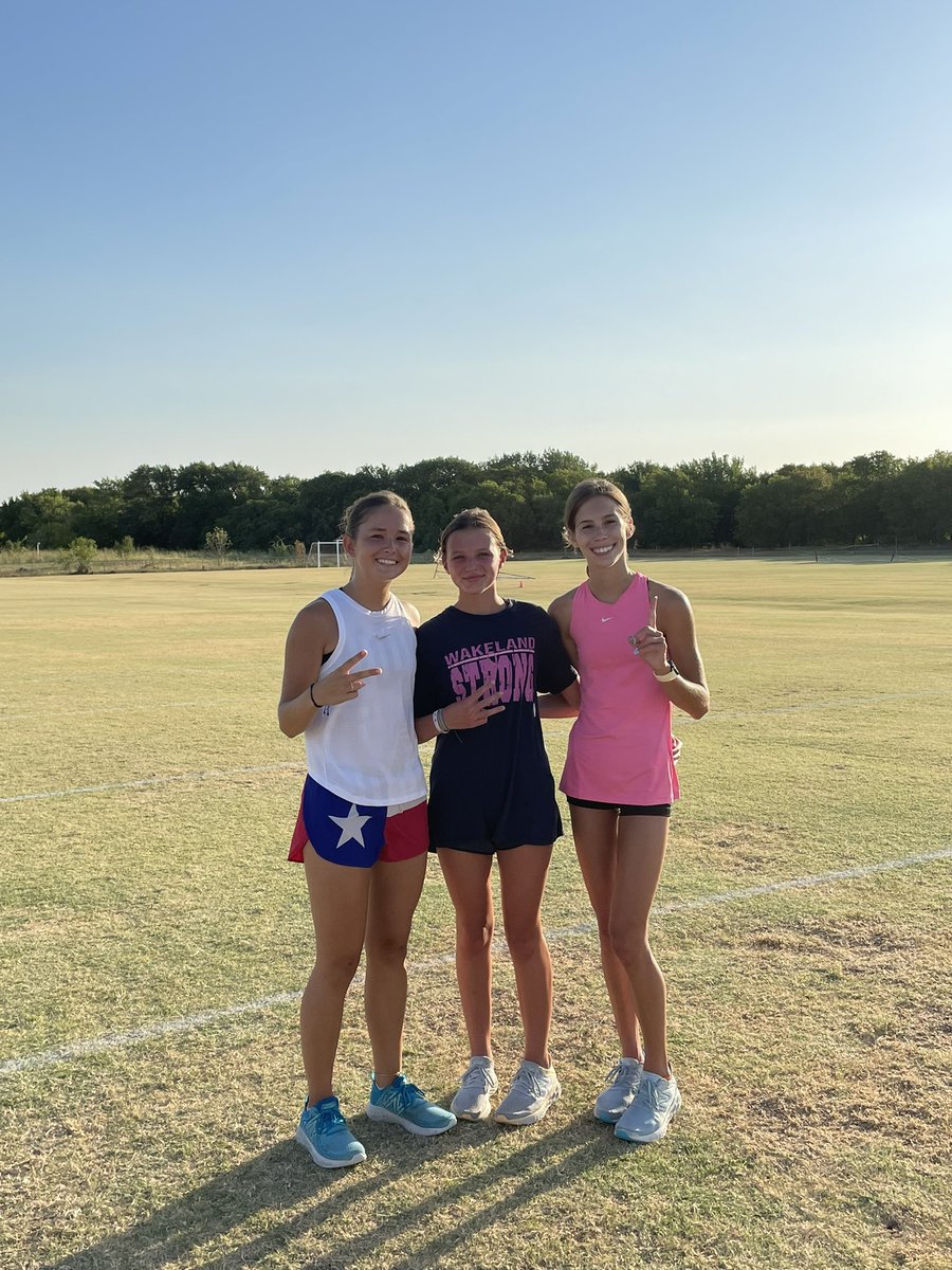 wakelandrunning's tweet photo. Top 3‼️ Congrats to our girls and boys top 3 finishers from the time trial this morning! Everyone worked hard through the heat and got a good base time for the season. https://t.co/R4dGLuCj7S