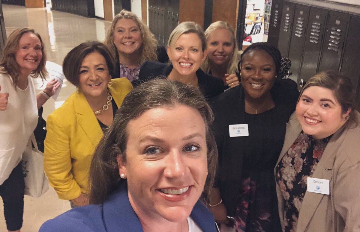 We are SO excited to welcome MSCS teachers back to training today!! #MSCSe2Lbettertogether <a href="/ESaenzEdLeader/">Elizabeth Saenz</a> <a href="/GreenKammi/">Kammi Green</a> #engage2learn <a href="/engage_learning/">engage2learn</a>
