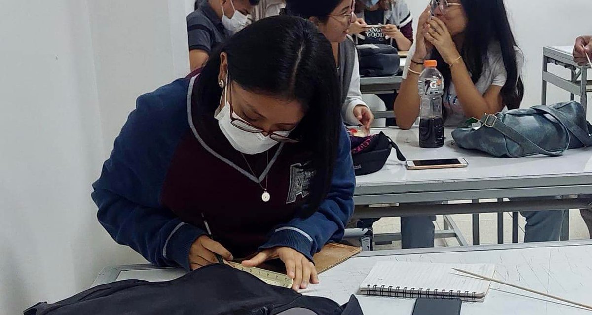 UleamEcuador's tweet photo. INICIA CURSO DE MAQUETERÍA EN BAMBÚ
Ayer se desarrolló la inauguración del Curso de Maquetería en Bambú, organizado por la Dirección de Educación Continua; oferta que se extenderá hasta el día 26 de agosto/2022. El curso está abierto a la comunidad y sin costo alguno. https://t.co/v69kbWhxml