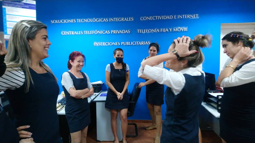 Técnicas Participativas con el Dpto. Comercial en la DTAR!!!
Fomentando la #SaludMental y respondiendo al Proyecto @EmpresaSaludable desde @Etecsa_CubaArtemisa 👏😉