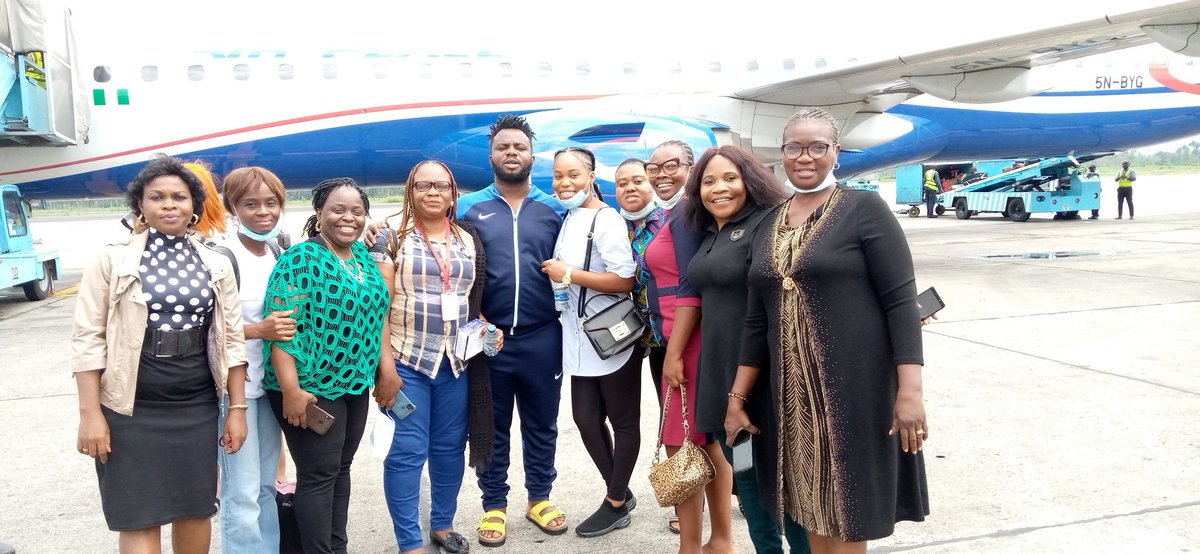 platidoe's tweet photo. Frame 1, when the investor vibes Hits well @Sabinus1_ thank you @flyairpeace for safe flight ✈️
#Consortuimmembers
#PHTeam
#BritishCouncilmembers https://t.co/s7vHwnzdVm