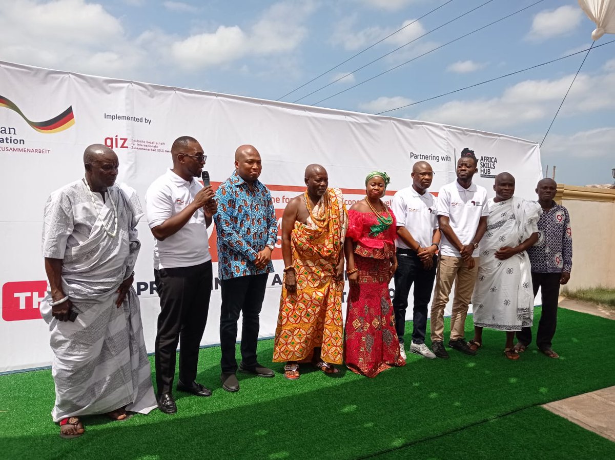 ASHAfrica_'s tweet photo. The Migration and Employment Promotion Project with @giz_gmbh has officially been launched.
#MigrationEmploymentPromotion #EmploymentPromotion #YouthSkillsDevelopment #ASHTrainings #SDG8 #TVETSkills #EntrepreneurialVentures #VoltaRegion #NorthTonguDistrict https://t.co/iaGcAEPWGf