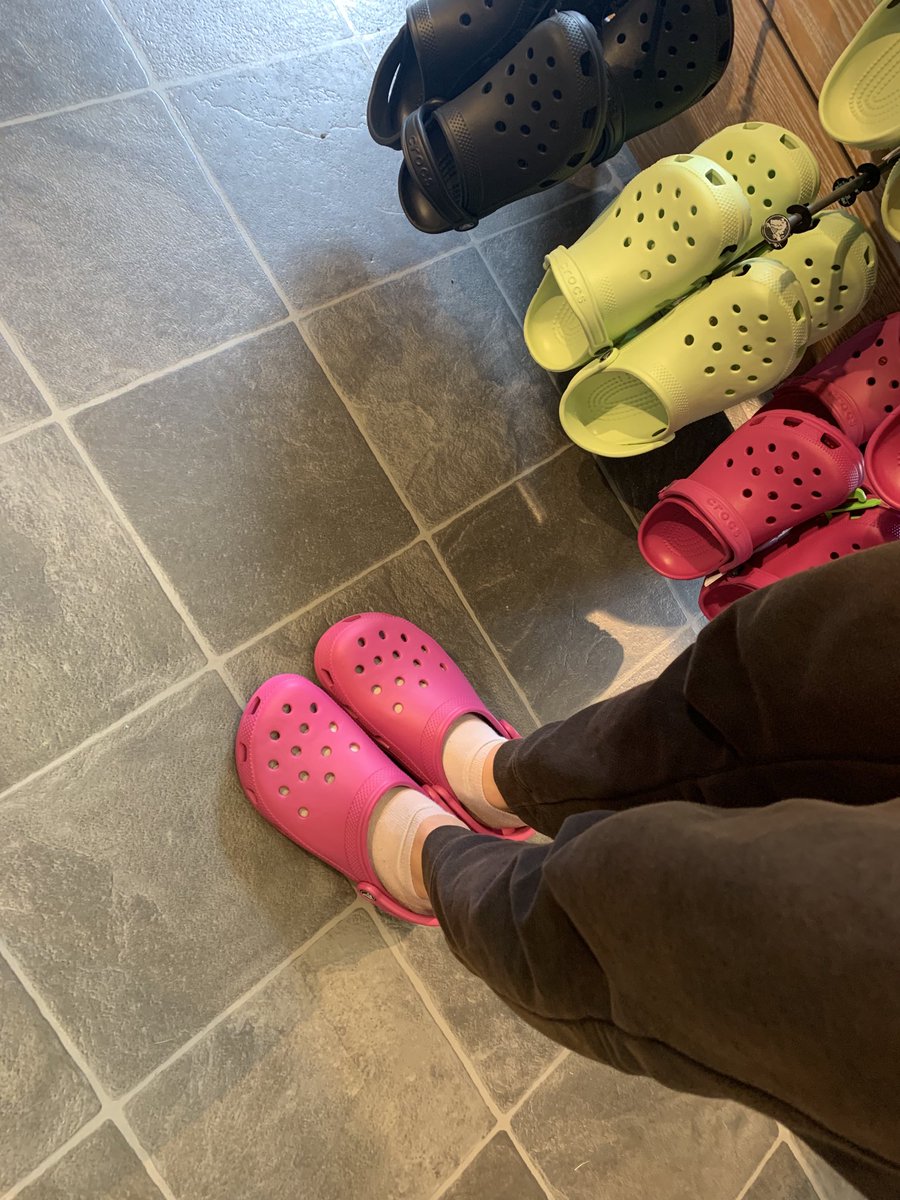 247Bromsgrove's tweet photo. Shopping in Keswick town.
#Kesconv22 https://t.co/6dQiU5rdGn