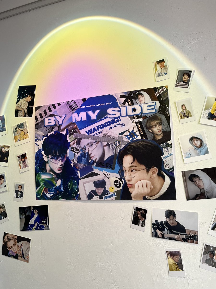 Headofncity's tweet photo. 📍홍대버튼

너드맠과 테크맠의 조합은 무족언 성공이잖니…? 컨셉 지대 이쁘고 비록 럭드는 못했지만, 특전이 두둑해서 너무 만족🖤💙

#by_my_side 
#𝐌𝐲_𝐂𝐚𝐧𝐚𝐝𝐢𝐚𝐧𝐁𝐨𝐲_𝐌𝐚𝐫𝐤 https://t.co/hVqCJ9KZFz
