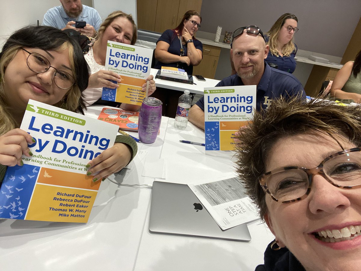 Ms_Hoffmaestro tweet media