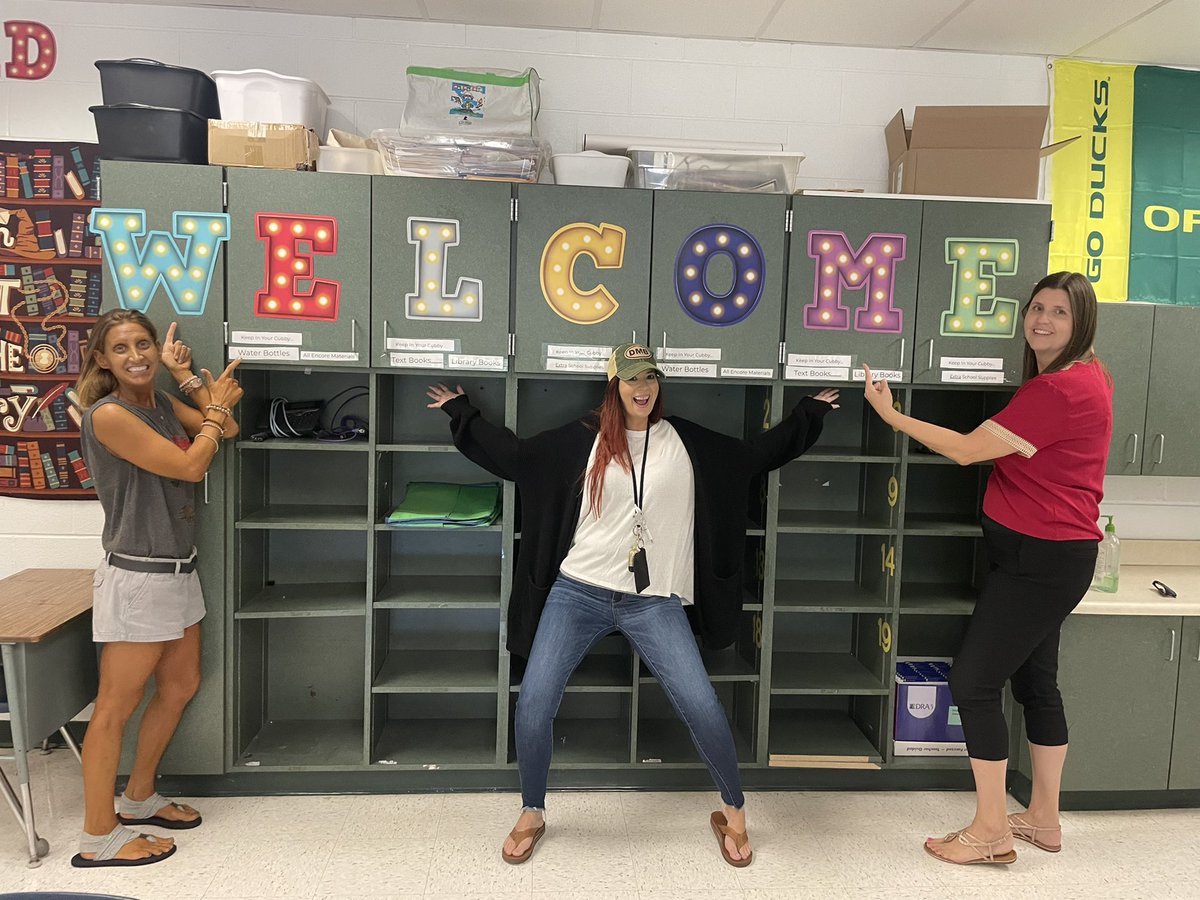 M_Scotti0423's tweet photo. Welcome, @erika_kersey! ❤️ #greenvilleES https://t.co/Bbvl3se7Kf