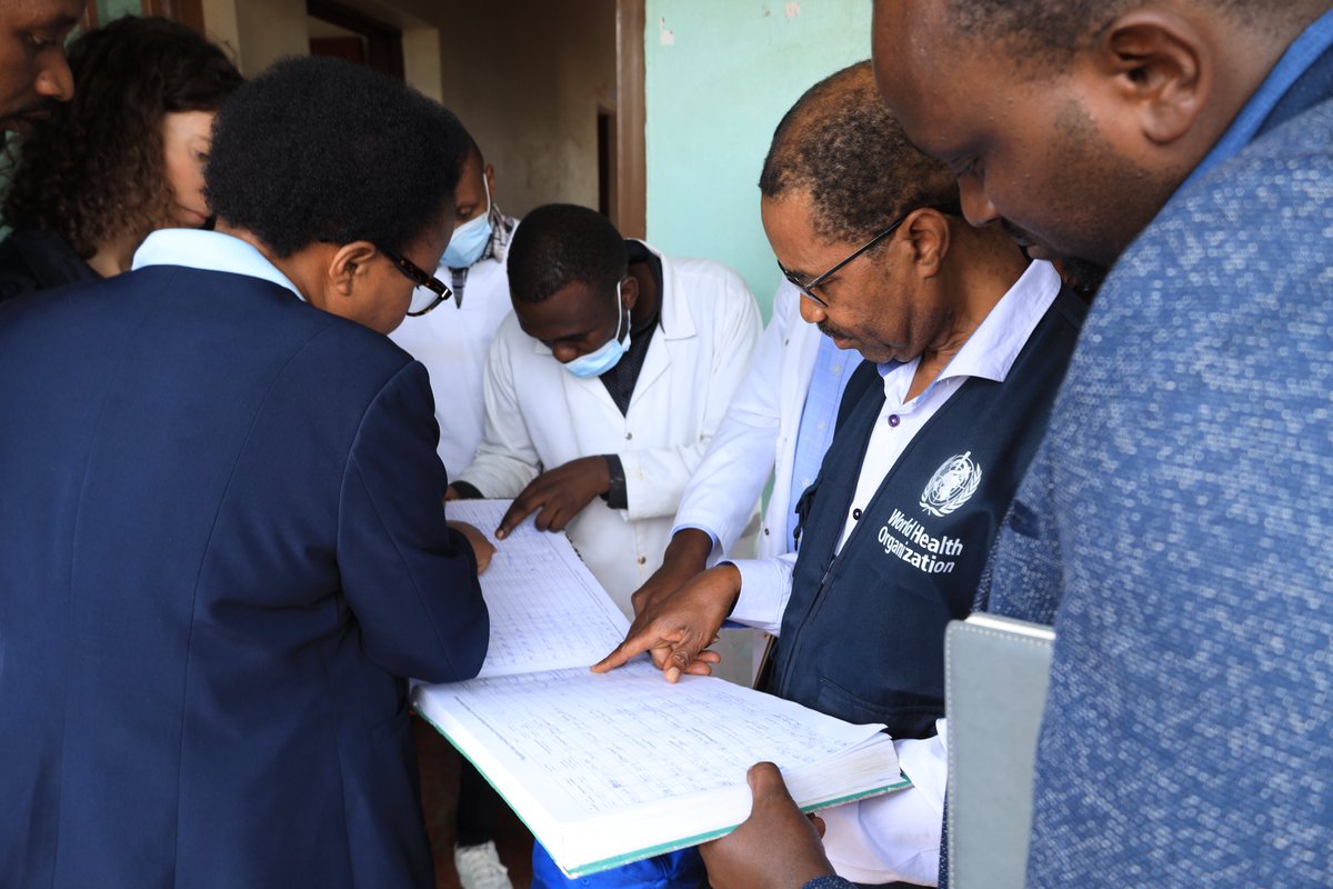 WHORwanda's tweet photo. Out of the office and onto the field!
As part of the Health Joint Sector Review taking place in @NyagatareDistr, the @WHORwanda team visited @ZiplineRwanda in @RwamaganaDistr, the Health Post & Centre in #Kagitumba, and the #Bugaragara Health Centre.
#HealthForAll https://t.co/pMv9pMI69A