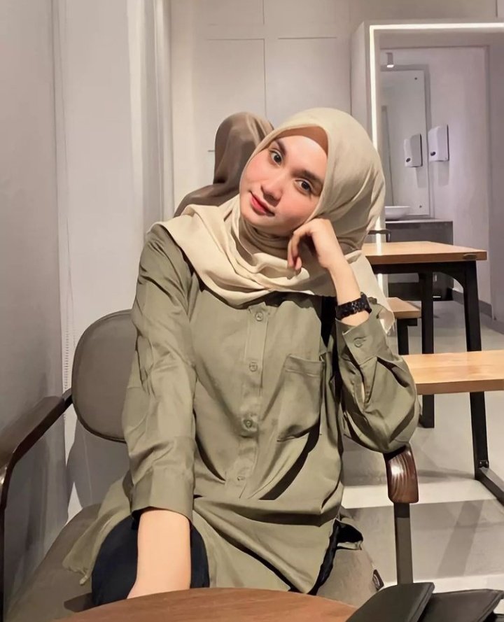 LauraSafira10's tweet photo. Malam sayyy 
Open vcs beb
Bisa sekarang ya
No wa:082180048674
#vcs 
#Sangebanget https://t.co/83KT5MPPWQ