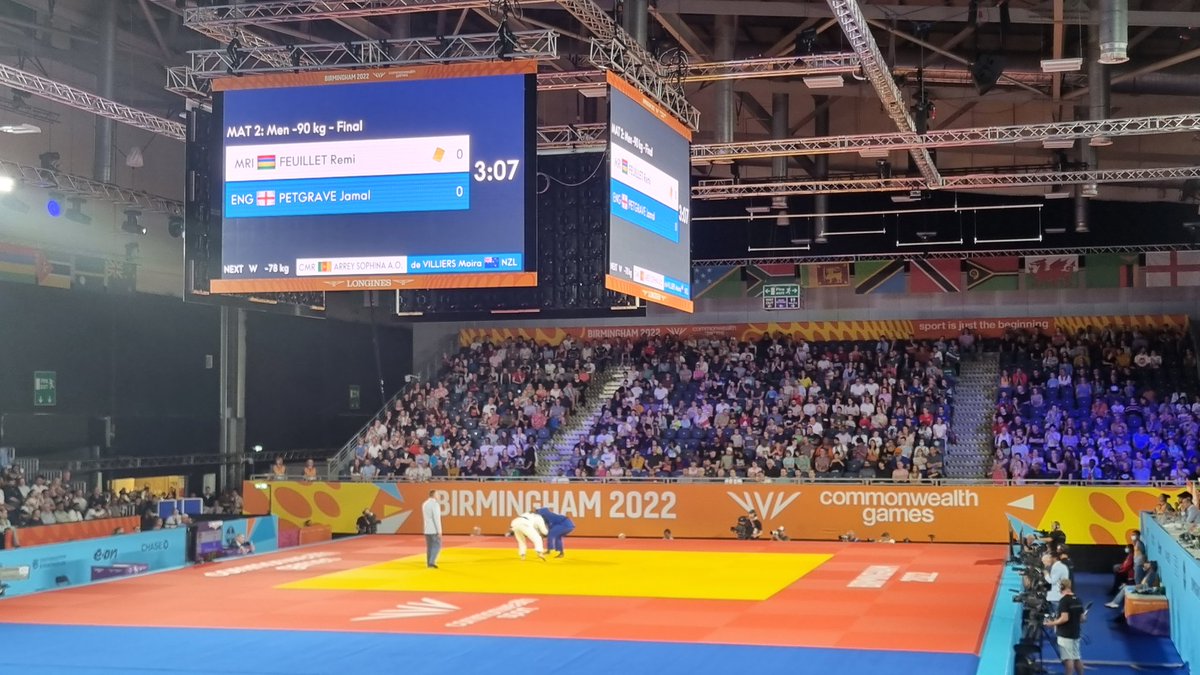 Tom_Bason's tweet photo. Casually watching one my former students winning gold for @BritishJudo at #CWG2022
I like to think my first year lecture on supply and demand played a crucial role in this success
#teamSEM are very proud of you Jamal! https://t.co/ienhOjiL23