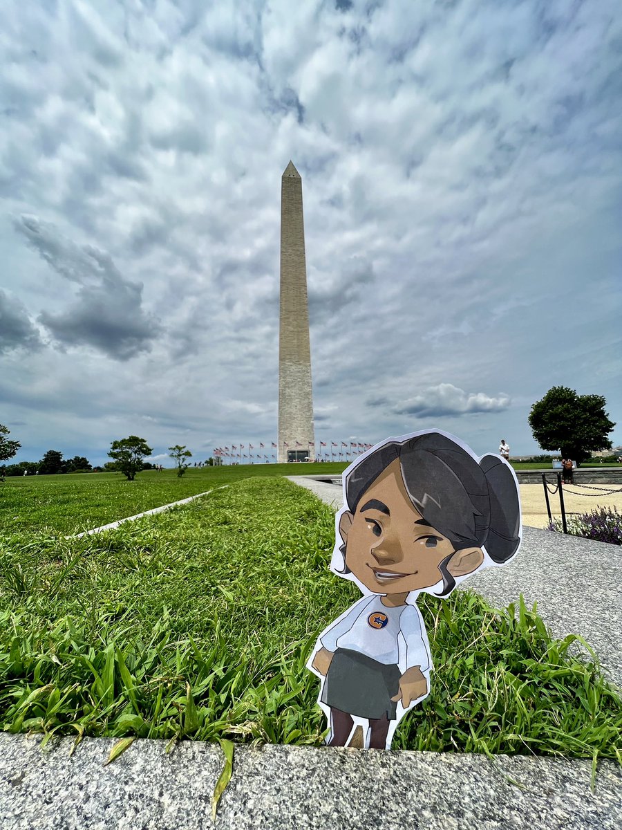 michaeledreyes's tweet photo. #FlatAna and I took a nice trip across the National Mall this past weekend. Best summer travel buddy ever! https://t.co/bIRHebawDU