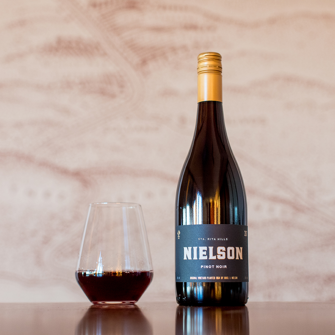 📣 Calling #PinotNoir Fans! 📣  Stock up on the beloved 2017 Sta. Rita Hills Pinot Noir and save 50% when you purchase 12 bottles or more. Don't wait - this offer is only for TODAY! This discount will automatically apply at checkout.

🍷 Shop Now: nielsonwines.com/wines/pinot-no…