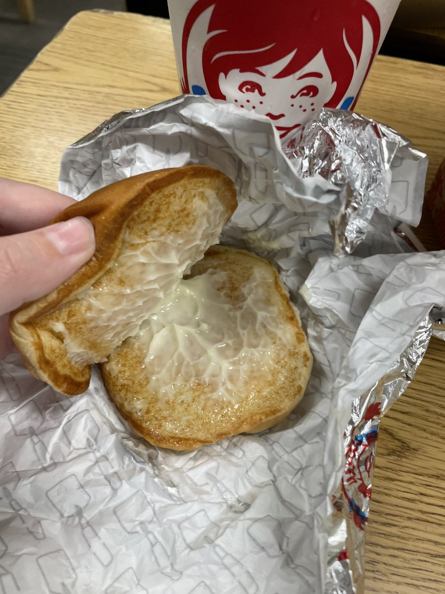 abby_hope01's tweet photo. Hey @Wendys and @DoorDash why on earth would you have the option to select a hamburger patty for a burger??like this is ridiculous. If someone misses that then they don’t get a burger patty 🙄🙄 https://t.co/2BA0q2JJDY