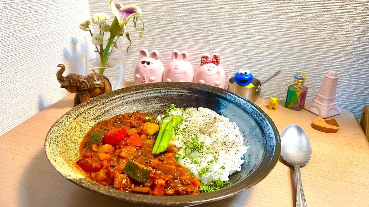 ✨本日の ✨ ▶️夏野菜カレー🍛 ごちそうさまでした😋 美味かったです🍀 この夏に是非味わって欲しい一品です🥰 色んなお野菜の味が楽しめて栄養満点💯 今度動画でご紹介したいと思います🤗