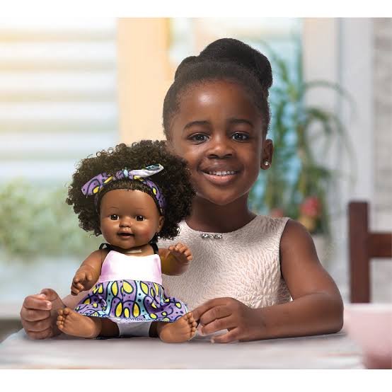 Très sincères chers parents et adultes Congolais, que pensez-vous de la fabrication et commercialisation des poupées noires MADE IN RD CONGO pour nos enfants ? . #Madeincongo🇨🇩