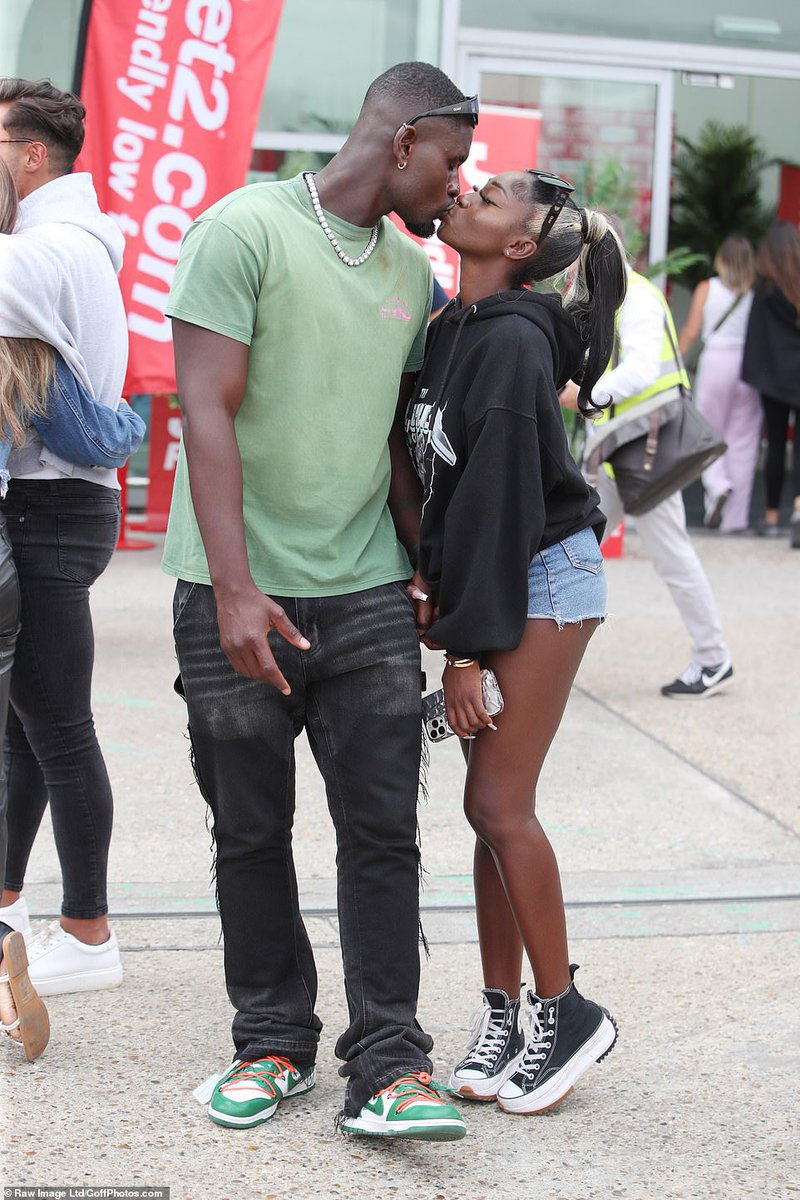 IndiyahUpdates's tweet photo. they cute or whatever 🥺💗

#LoveIsland #Damiyah https://t.co/SR2CtZ5O5g