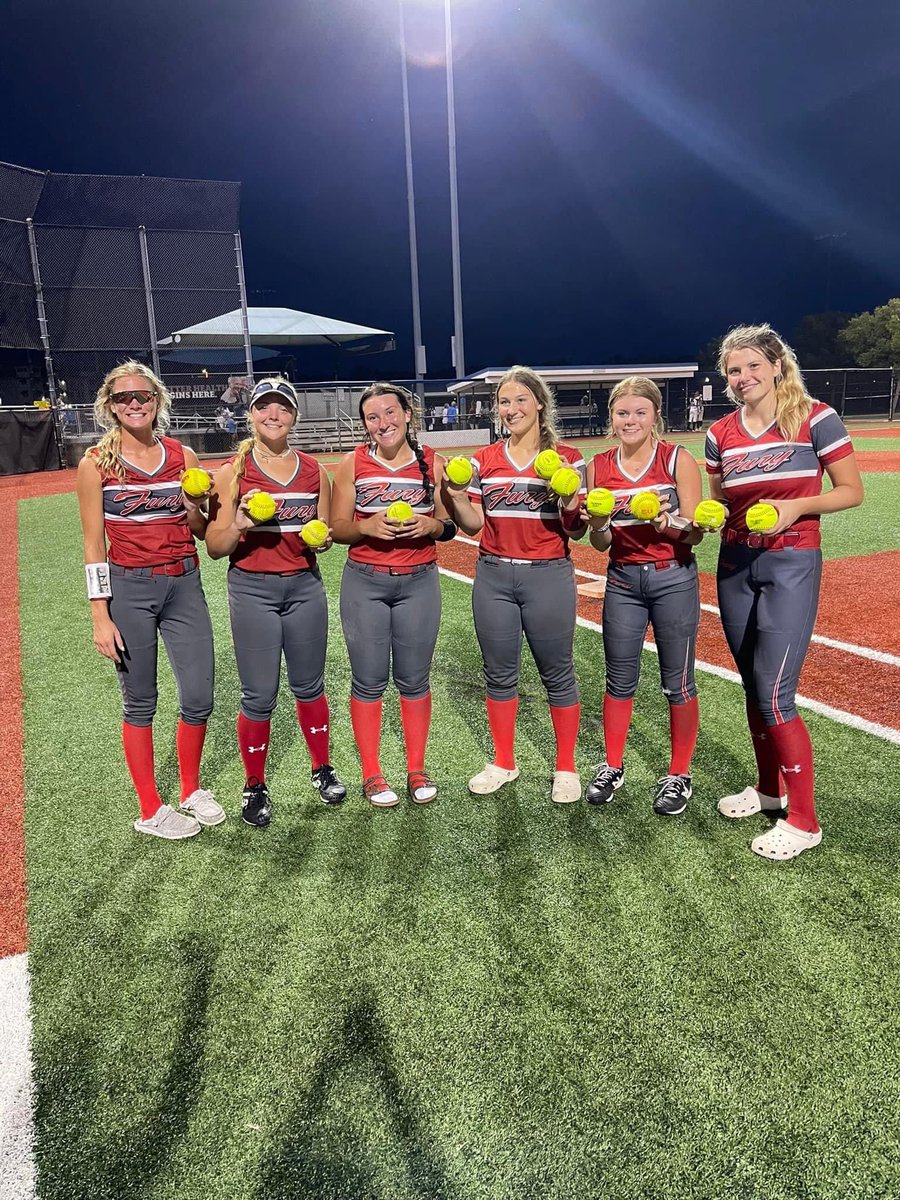 SL Fury Red 05 tweet media