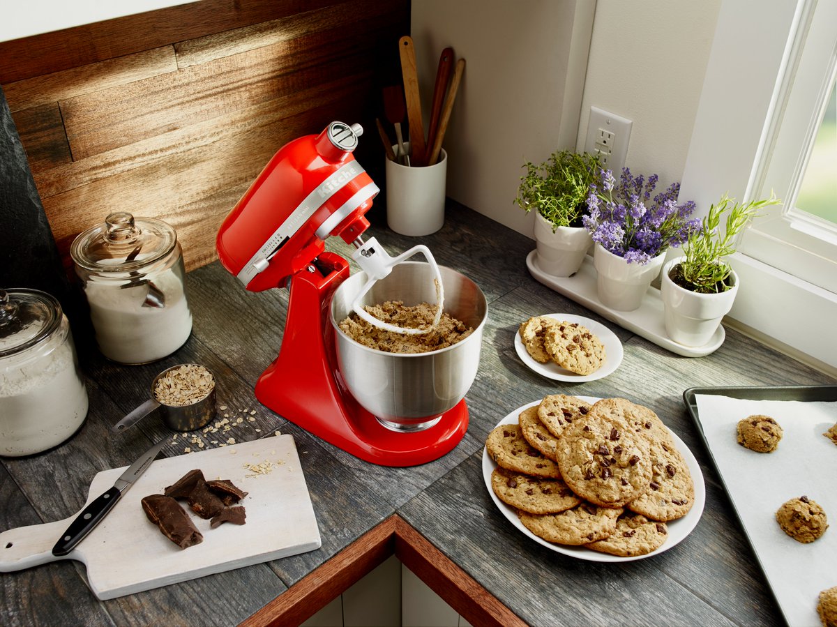 Download the #CIBCRunForTheCure app and track your activity in the month of August for your chance to WIN a KitchenAid Artisan® Mini 3.5 Quart Tilt-Head Stand Mixer. Visit our website for more details: bit.ly/3zseaRe