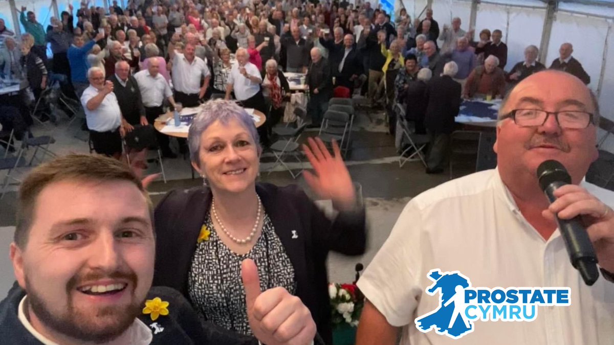 To celebrate 30 years in business Taf Valley Coaches held an Open Day &amp; Charity Concert at their Whitland Depot in aid of Prostate Cymru &amp; <a href="/mariecurieuk/">Marie Curie</a>!🎉

Over 300 people attended &amp; enjoyed an evening of entertainment including proprietor of the company Clive Edwards!🎤