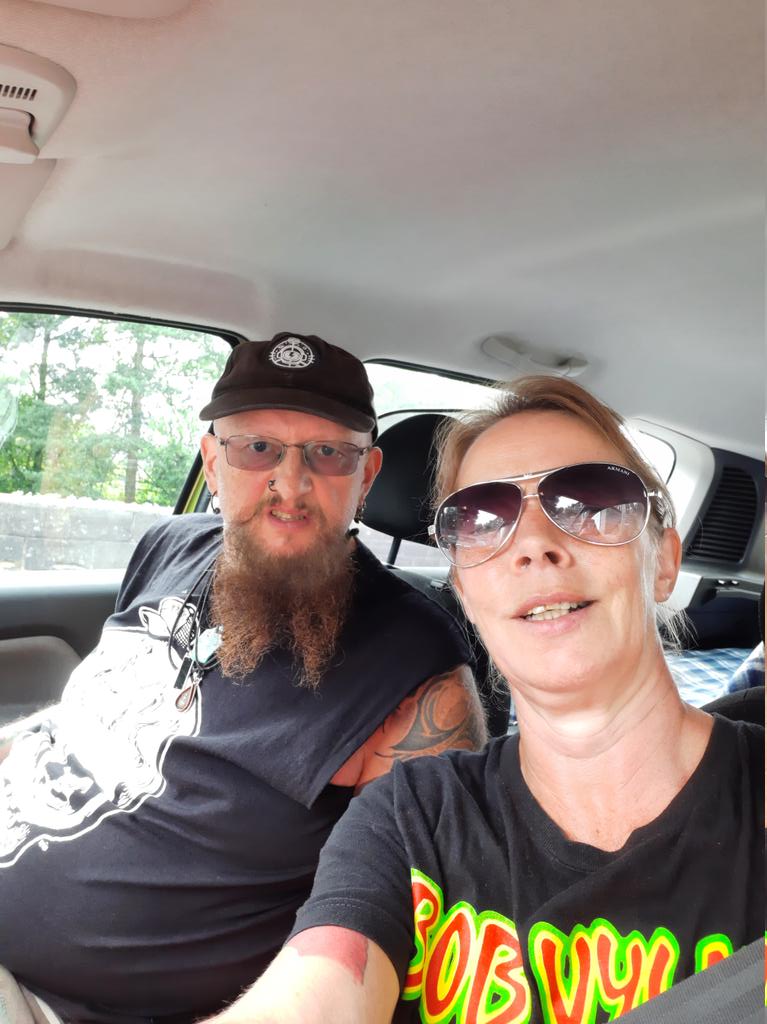 SkullPrint3's tweet photo. Off to Goth with @evil_blizzard supporting The Mission
#skullprint #skullcat #livemusic #evilblizzard #themission #gothtastic #goth https://t.co/Wc6Hp01JBJ